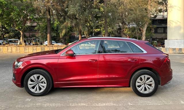https://images10.gaadi.com/usedcar_image/F6F8E057-126B-414C-AAA7-E55D08152E35/original/4de1eed6-970a-4f88-aecd-b98cdfa96a26.jpg?imwidth=6402