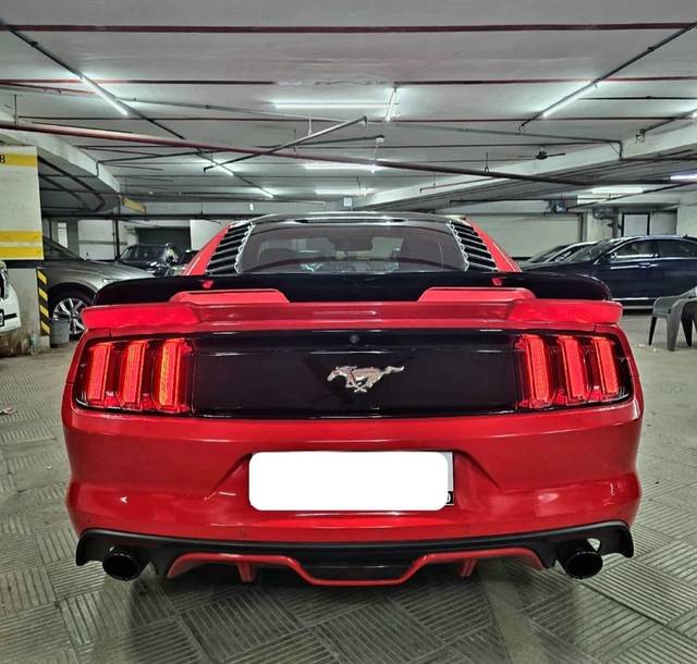 https://images10.gaadi.com/usedcar_image/F6F8E057-126B-414C-AAA7-E55D08152E35/original/af70a29d-bcb1-4ca6-8850-62794cdc18be.jpg?imwidth=6401