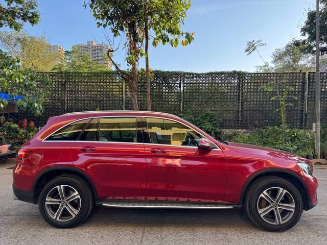 https://images10.gaadi.com/usedcar_image/F6F8E057-126B-414C-AAA7-E55D08152E35/original/dce29ec3-2132-43a3-8743-cf3481f138b2.jpg?imwidth=6401