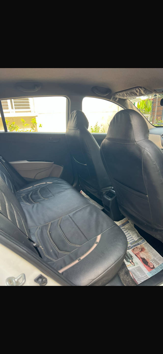 https://images10.gaadi.com/usedcar_image/F99030C0-4C22-403B-8AE2-6A86FCEB88C7/original/2da793bf-a5d5-4a3c-8dca-98b64bd4d49d.png?imwidth=6402