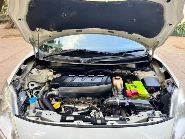 https://images10.gaadi.com/usedcar_image/F99030C0-4C22-403B-8AE2-6A86FCEB88C7/original/78fb8e4f-505a-4106-8578-487ad0238f00.jpg?imwidth=6402
