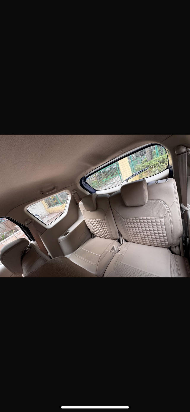 https://images10.gaadi.com/usedcar_image/F99030C0-4C22-403B-8AE2-6A86FCEB88C7/original/7e55d99b-95d8-4a7f-a9bd-587568fab0c8.png?imwidth=6401