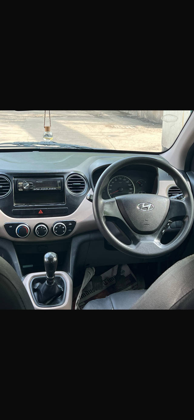 https://images10.gaadi.com/usedcar_image/F99030C0-4C22-403B-8AE2-6A86FCEB88C7/original/9318f042-1ea9-4667-aa56-9a858579f7fc.png?imwidth=6401