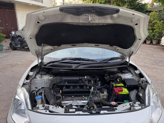 https://images10.gaadi.com/usedcar_image/F99030C0-4C22-403B-8AE2-6A86FCEB88C7/original/f4805221-acba-4662-9cb8-25c6497d8e0e.jpg?imwidth=6402