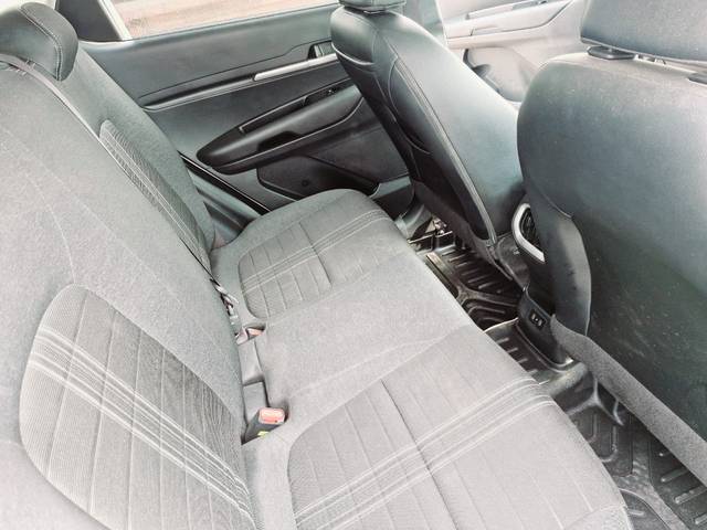 https://images10.gaadi.com/usedcar_image/FA9E4272-DA86-4F1F-83A0-D31A38AD3136/original/e3cbdfcc-b2a1-4293-bcd9-5a5abd2c2189.jpg?imwidth=6402