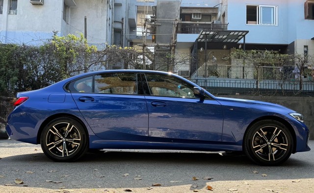 Second-hand 2021 BMW 3 Series 330i M Sport for sale in New Delhi-1