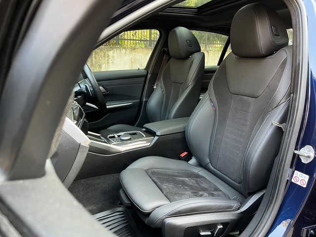 Second-hand 2024 BMW 3 Series M340i xDrive for sale in New Delhi-15