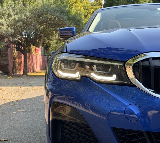 Second-hand 2021 BMW 3 Series 330i M Sport for sale in New Delhi-6