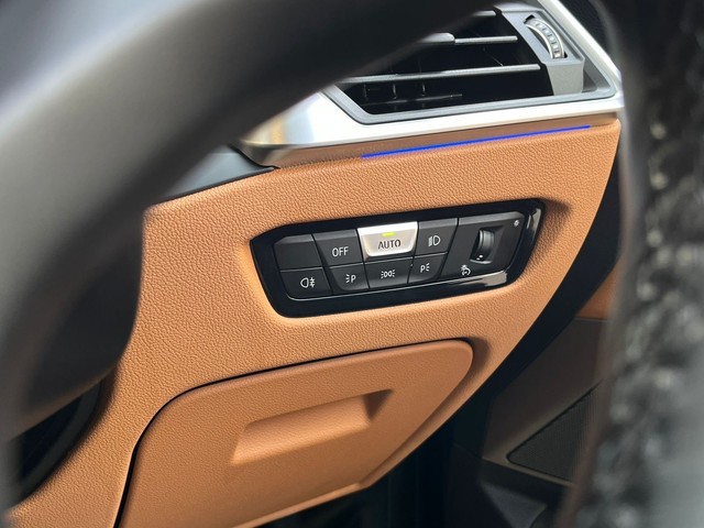 Second-hand 2021 BMW 3 Series 330i M Sport for sale in New Delhi-19