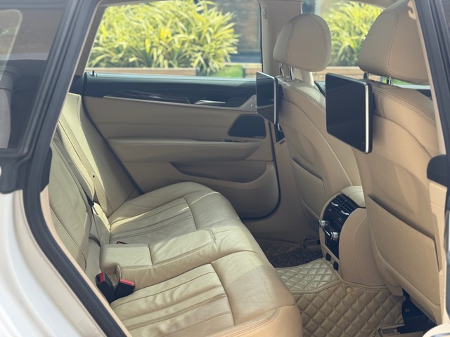 Second-hand 2018 BMW 6 Series GT 630d Luxury Line for sale in Bangalore-7