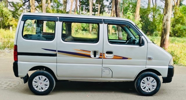 Second-hand 2012 Maruti Suzuki Eeco 5 Seater AC BSIV for sale in Nashik-1