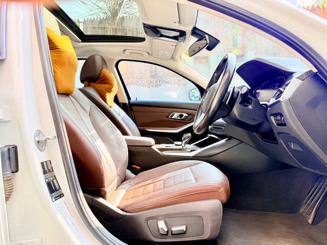 Second-hand 2020 BMW 3 Series 320d Luxury Line for sale in Pune-4