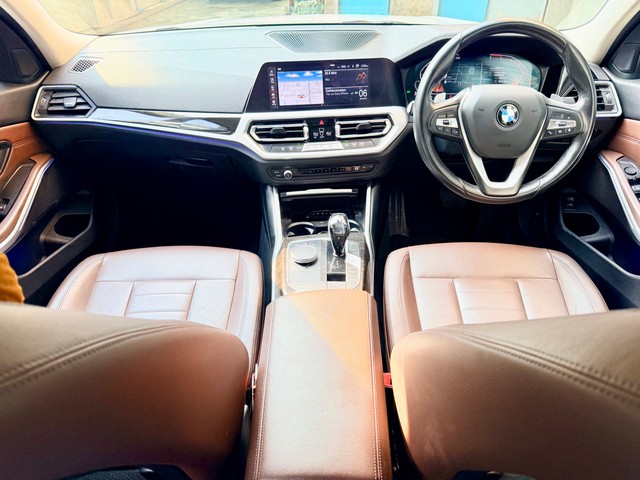 Second-hand 2020 BMW 3 Series 320d Luxury Line for sale in Pune-6
