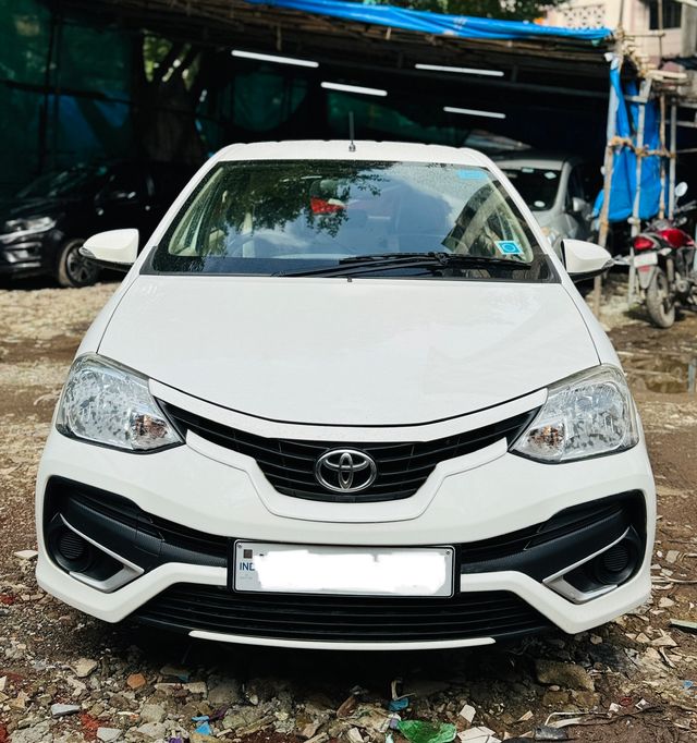 Toyota Etios Liva 1.2 V Second-hand 2018 Toyota Etios Liva 1.2 V for sale in Thane