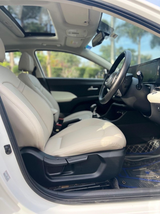 Second-hand 2023 Hyundai Verna SX for sale in New Delhi-12