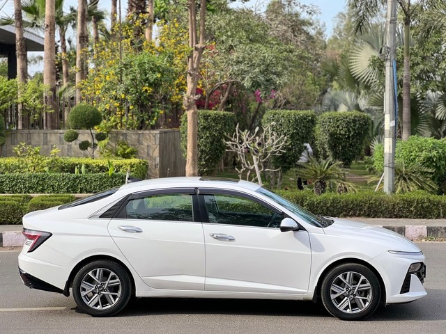 Second-hand 2023 Hyundai Verna SX for sale in New Delhi-1
