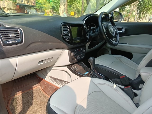 Second-hand 2018 Jeep Compass 1.4 Limited for sale in New Delhi-12