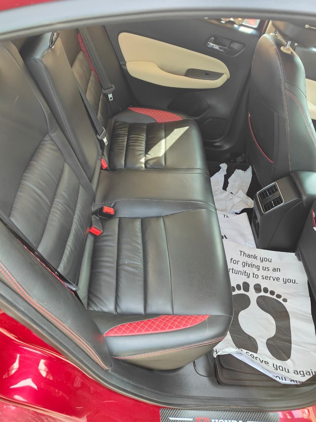 Second-hand 2022 Honda City V MT for sale in Pune-10