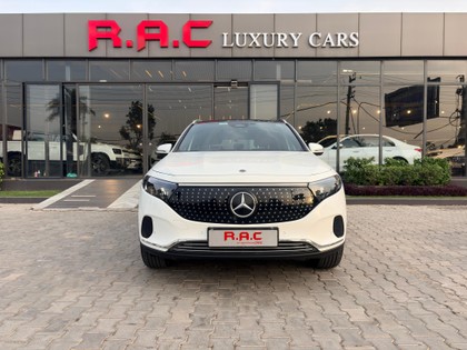 Mercedes-Benz EQA 250 Plus - Photo 1