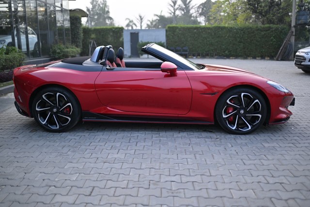 MG Cyberster GT - Photo 10