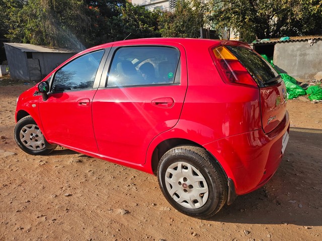 Second-hand 2013 Fiat Punto 1.2 Dynamic for sale in Bangalore-10