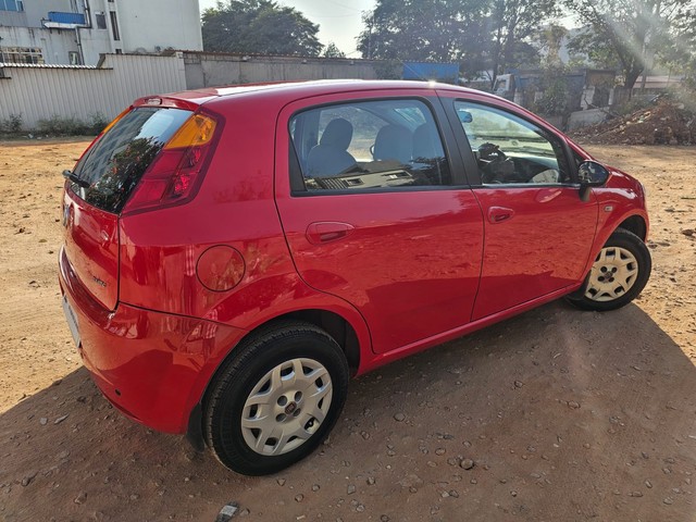Second-hand 2013 Fiat Punto 1.2 Dynamic for sale in Bangalore-12