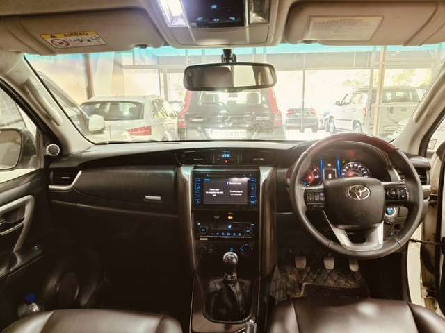 Second-hand 2018 Toyota Fortuner 2.8 4WD MT BSIV for sale in Jaipur-14