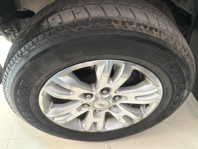 Second-hand 2017 Ford Endeavour 3.2 Titanium AT 4X4 for sale in Jaipur-8