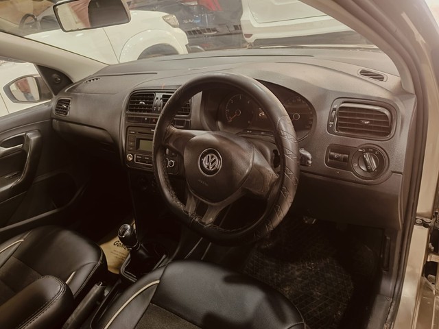 Second-hand 2015 Volkswagen Vento 1.5 TDI Comfortline for sale in Jaipur-9