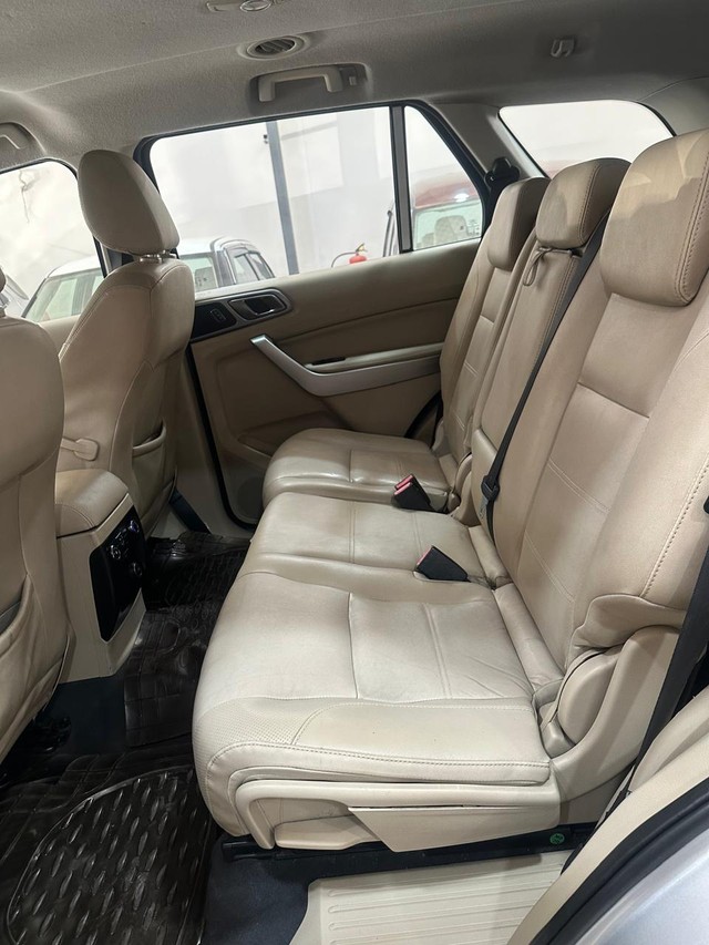 Second-hand 2017 Ford Endeavour 3.2 Titanium AT 4X4 for sale in Jaipur-15