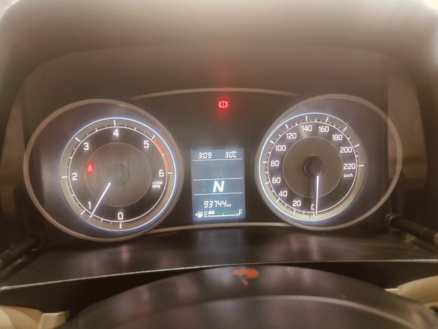 Second-hand 2017 Maruti Suzuki Swift Dzire AMT VDI for sale in Jaipur-12