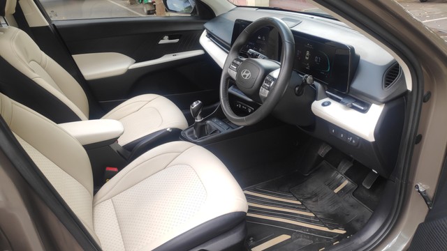 Second-hand 2023 Hyundai Verna SX for sale in Bangalore-10