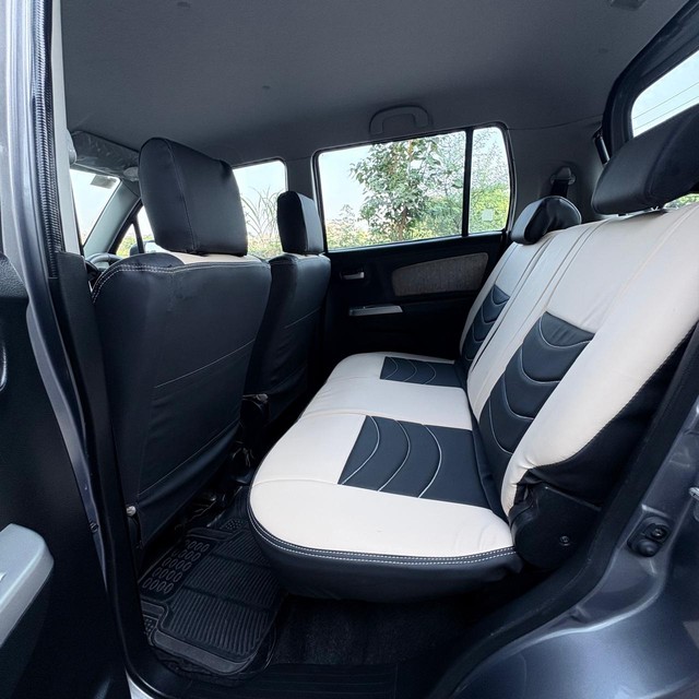 Second-hand 2016 Maruti Wagon R AMT VXI for sale in Pune-5