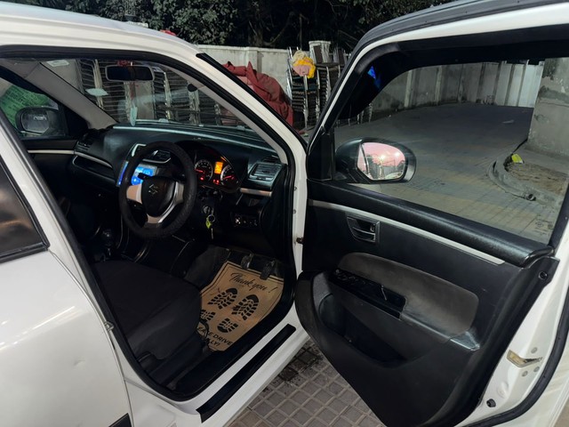 Second-hand 2016 Maruti Swift VXI for sale in Moradabad-3