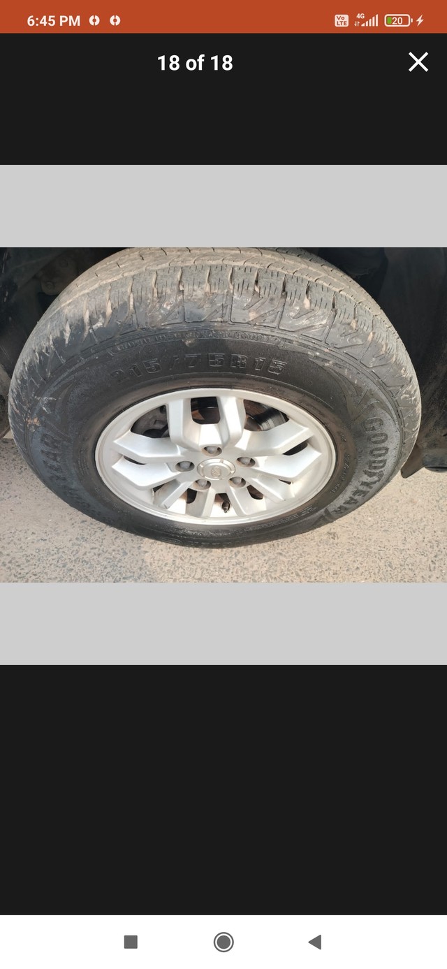 Second-hand 2017 Mahindra TUV 300 T8 for sale in New Delhi-12