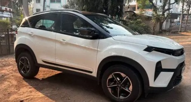 Second-hand 2023 Tata Nexon Fearless S DT Diesel for sale in Ahmednagar-2