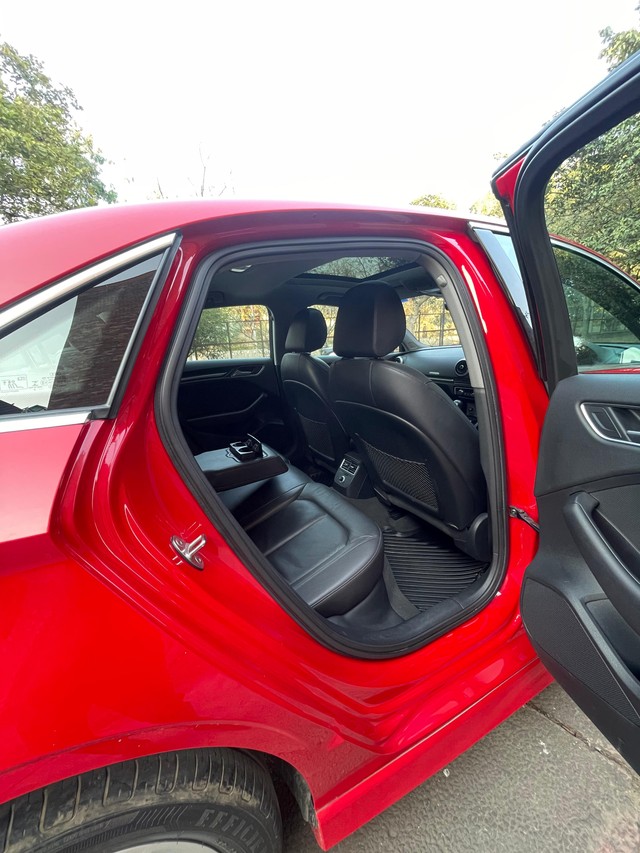 Second-hand 2019 Audi A3 35 TFSI Technology for sale in New Delhi-15