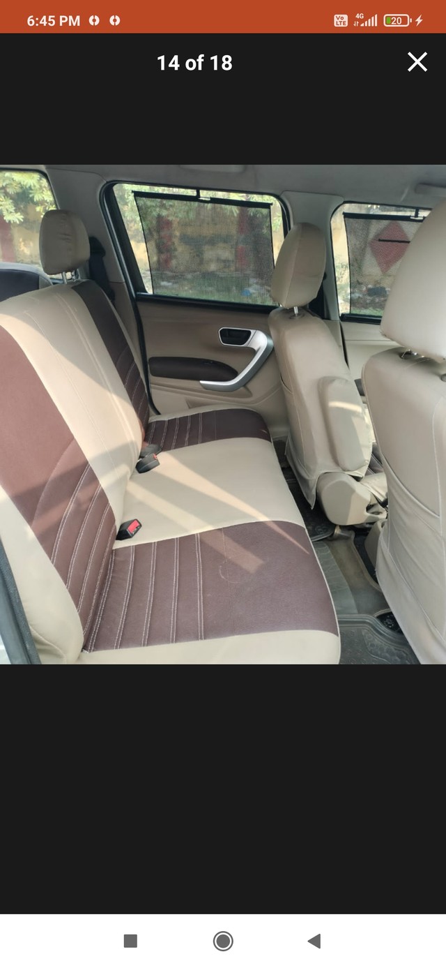 Second-hand 2017 Mahindra TUV 300 T8 for sale in New Delhi-8