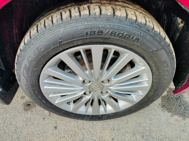 Second-hand 2021 Honda City V MT for sale in New Delhi-18