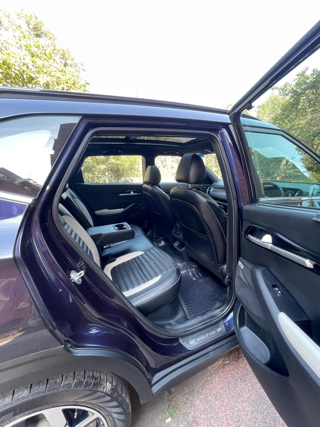 Second-hand 2024 Kia Seltos GTX Plus Turbo DCT for sale in New Delhi-14