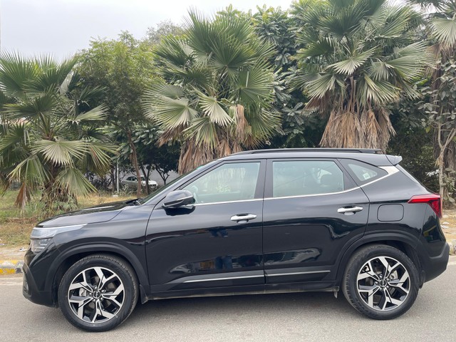 Second-hand 2023 Kia Seltos GTX Plus DCT for sale in New Delhi-3