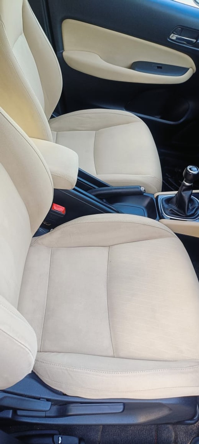 Second-hand 2020 Honda City V MT for sale in New Delhi-11