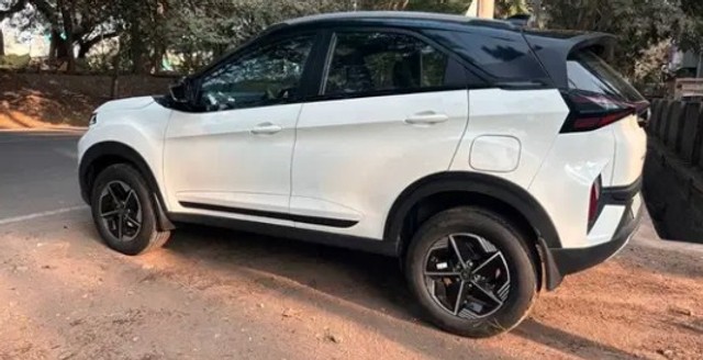 Second-hand 2023 Tata Nexon Fearless S DT Diesel for sale in Ahmednagar-3