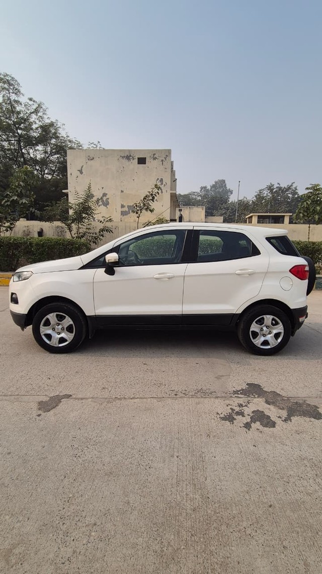 Second-hand 2016 Ford Ecosport 1.5 Ti VCT MT Trend BSIV for sale in New Delhi-3