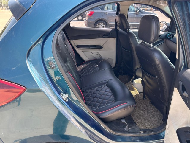 Second-hand 2023 Tata Tiago XT for sale in Lucknow-8