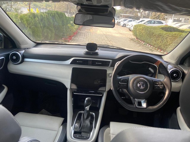 Second-hand 2023 MG Astor Sharp CVT BSVI for sale in Lucknow-5