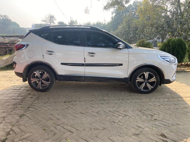 Second-hand 2023 MG Astor Sharp CVT BSVI for sale in Lucknow-1