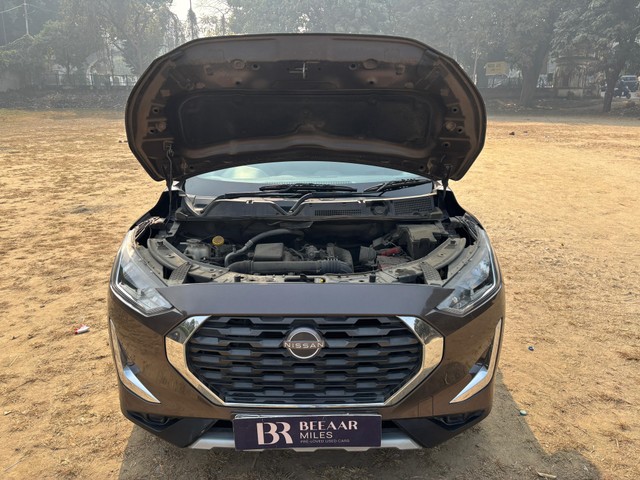 Second-hand 2023 Nissan Magnite XE for sale in Lucknow-6