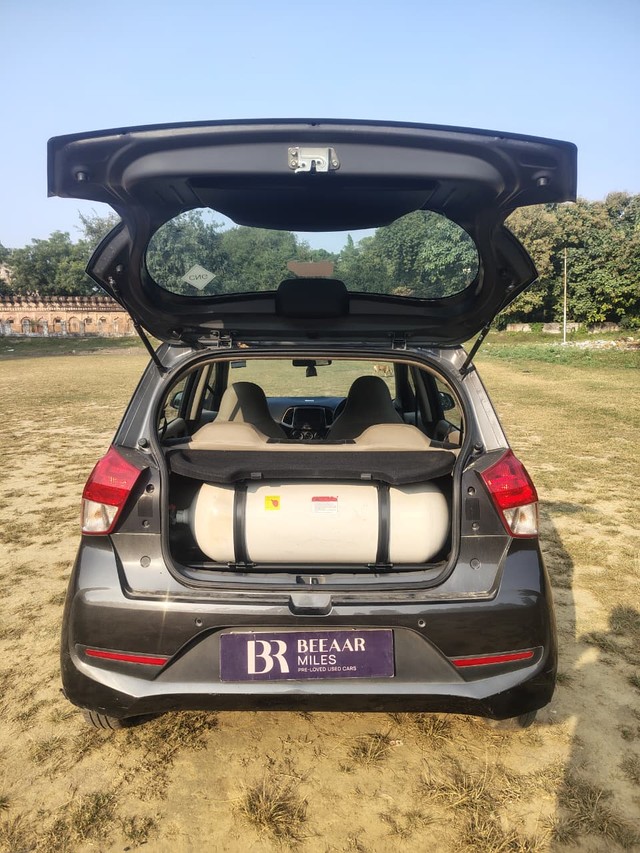 Second-hand 2022 Hyundai Santro Sportz CNG for sale in Lucknow-4