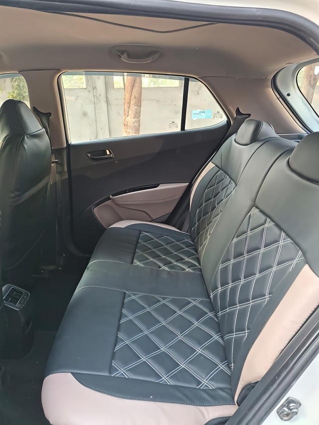 Hyundai Grand i10 1.2 Kappa Magna AT Second-hand 2017 Hyundai Grand i10 1.2 Kappa Magna AT for sale in Surat-11